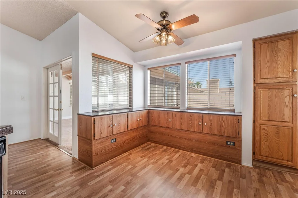 2086 Angel Falls, Henderson, NV 89074