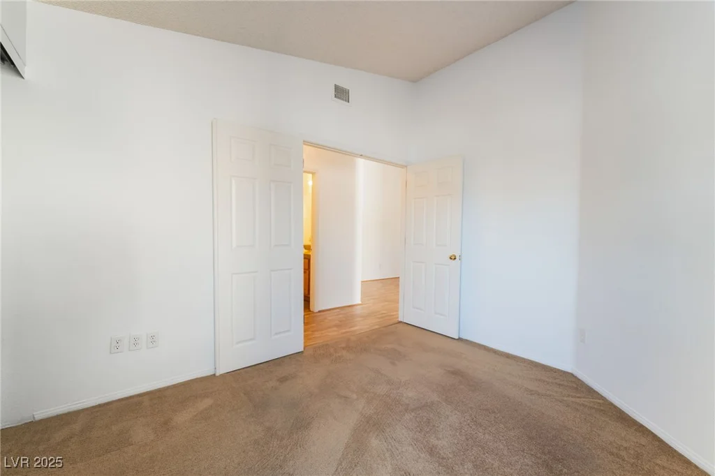 2086 Angel Falls, Henderson, NV 89074