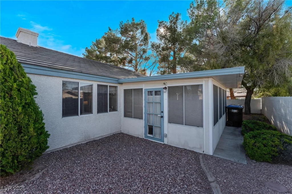 2086 Angel Falls, Henderson, NV 89074
