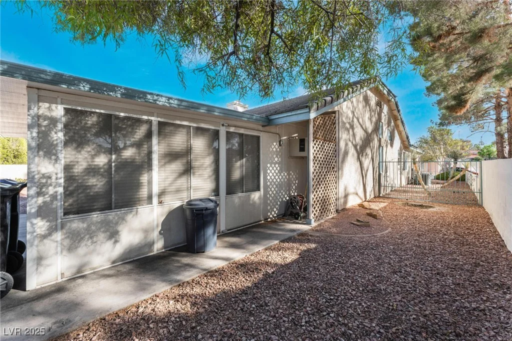 2086 Angel Falls, Henderson, NV 89074