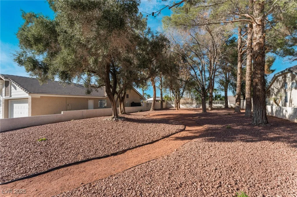 2086 Angel Falls, Henderson, NV 89074