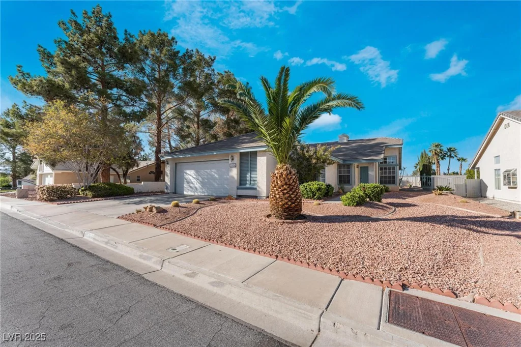 2086 Angel Falls, Henderson, NV 89074