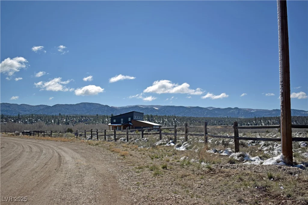 187 Bryce Gate, Hatch, UT 84735