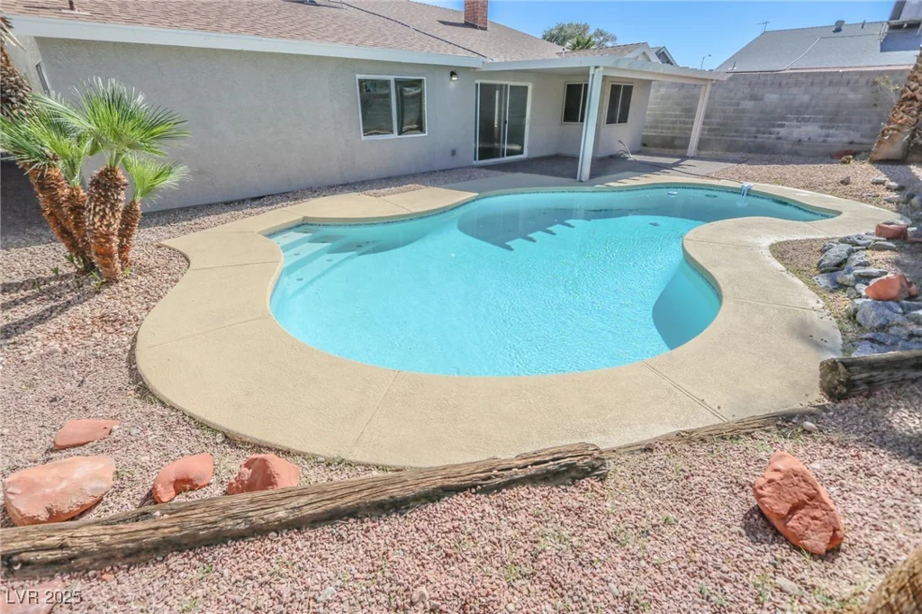 6842 Greengrove, Las Vegas, NV 89103