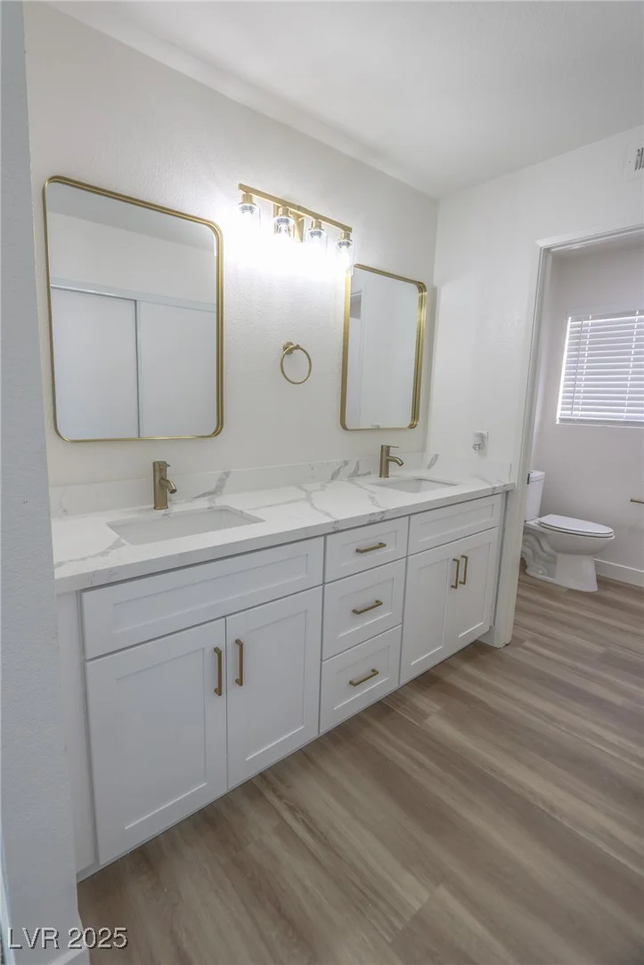6842 Greengrove, Las Vegas, NV 89103