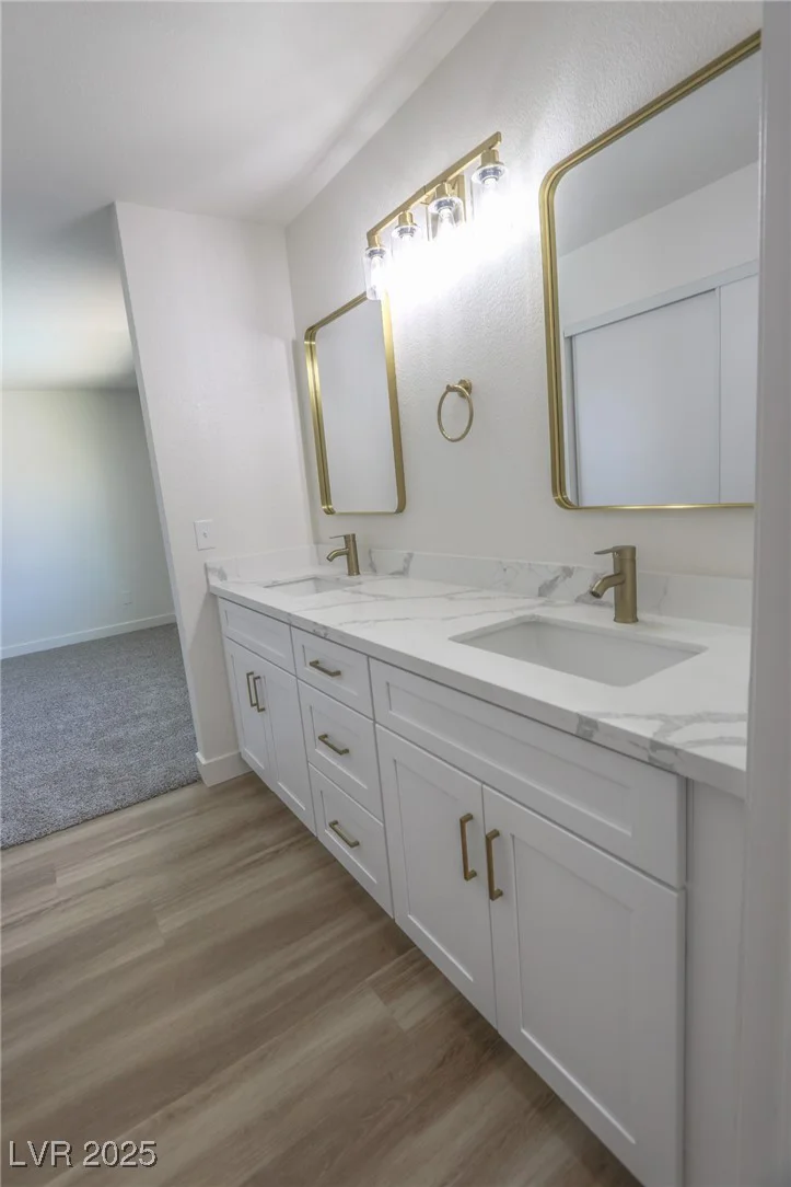 6842 Greengrove, Las Vegas, NV 89103