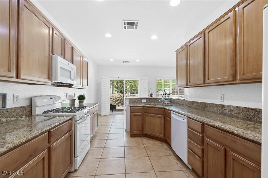 7448 Lintwhite, North Las Vegas, NV 89084