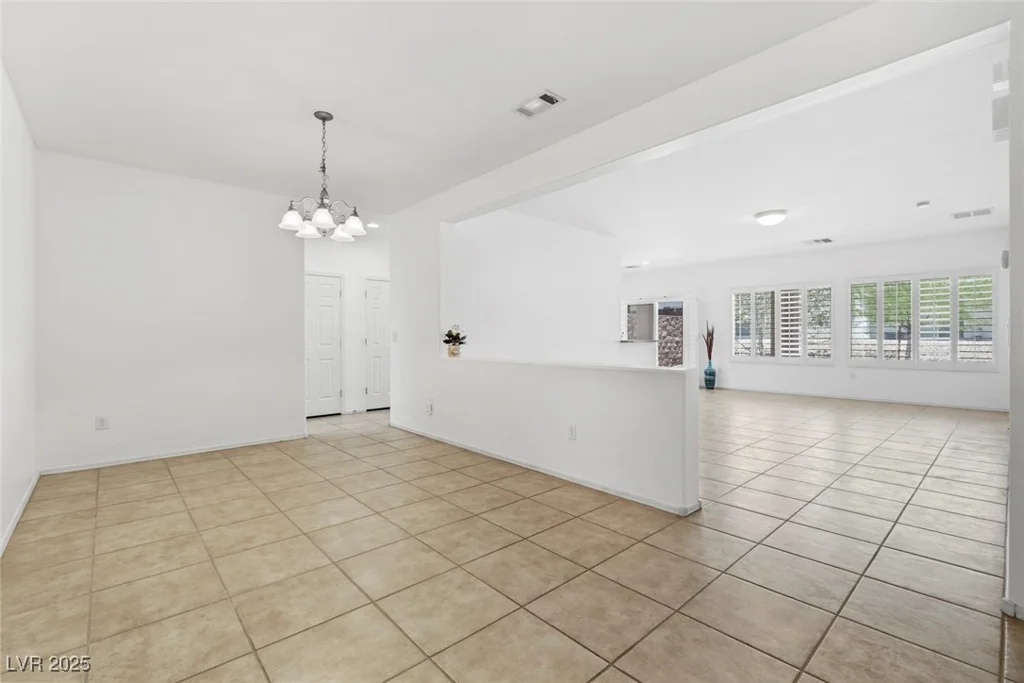 7448 Lintwhite, North Las Vegas, NV 89084