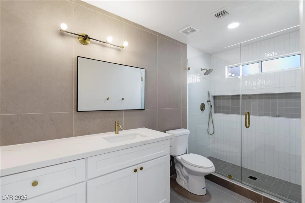 2913 Hawksdale, Las Vegas, NV 89134