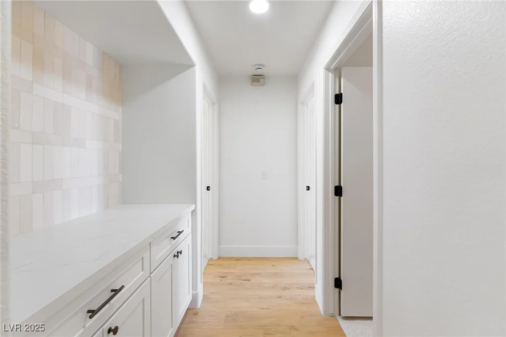 2913 Hawksdale, Las Vegas, NV 89134