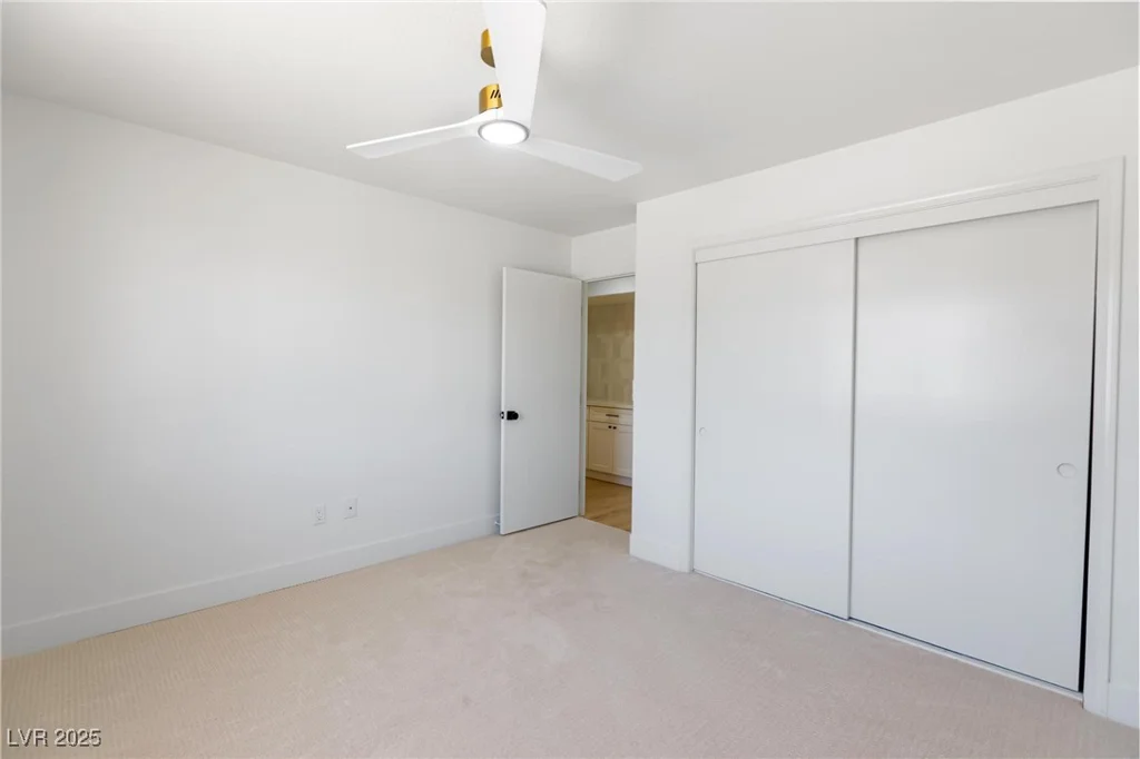 2913 Hawksdale, Las Vegas, NV 89134