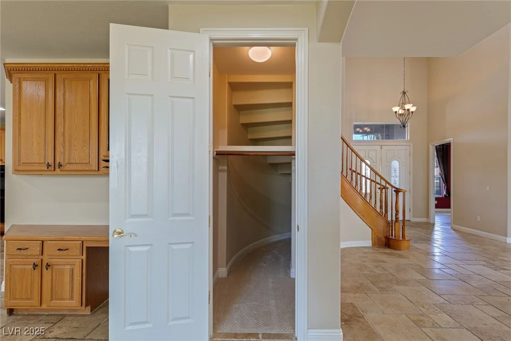 10761 Capesthorne, Las Vegas, NV 89135