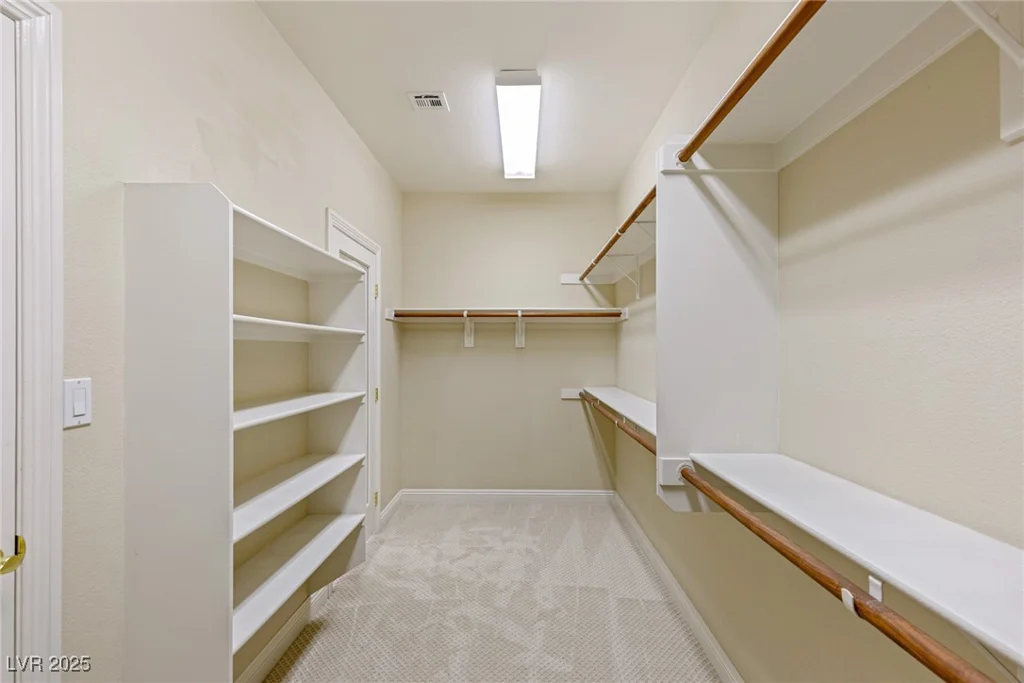 10761 Capesthorne, Las Vegas, NV 89135