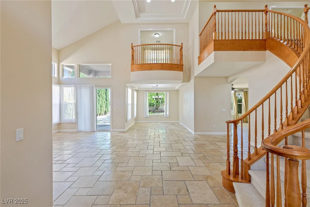 10761 Capesthorne, Las Vegas, NV 89135