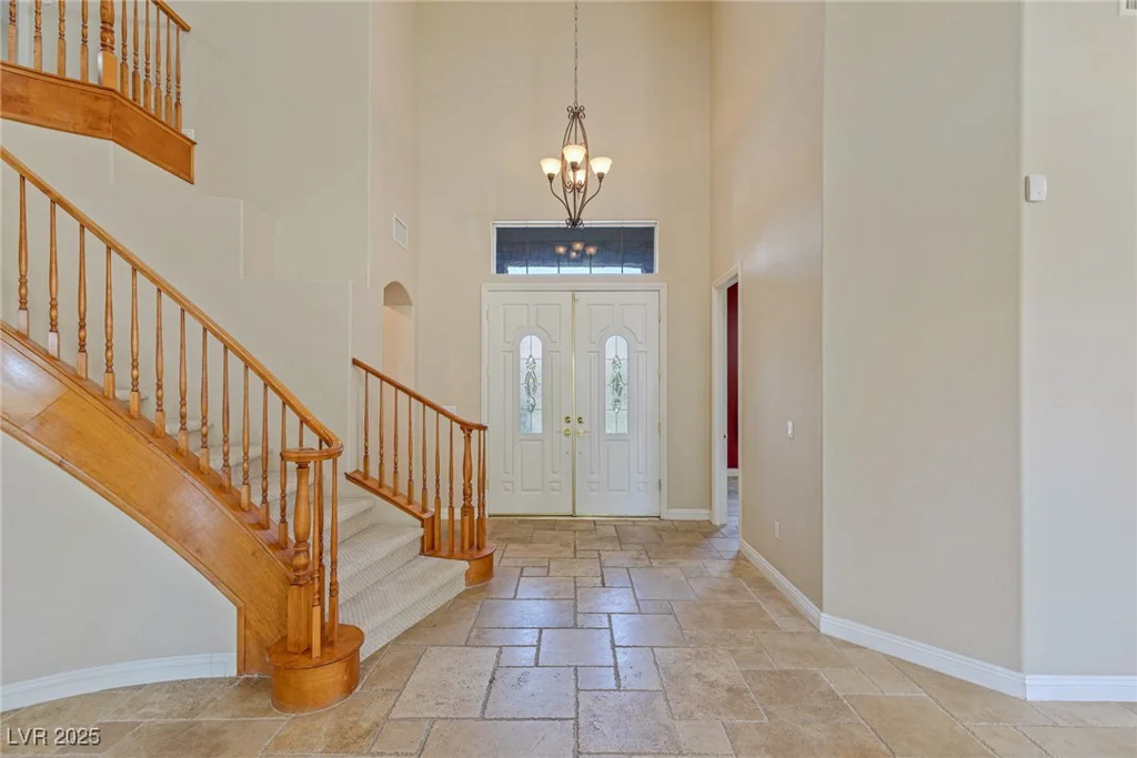 10761 Capesthorne, Las Vegas, NV 89135