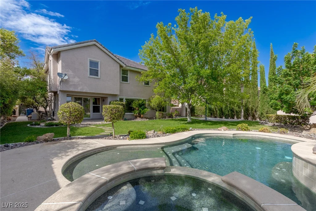 10761 Capesthorne, Las Vegas, NV 89135