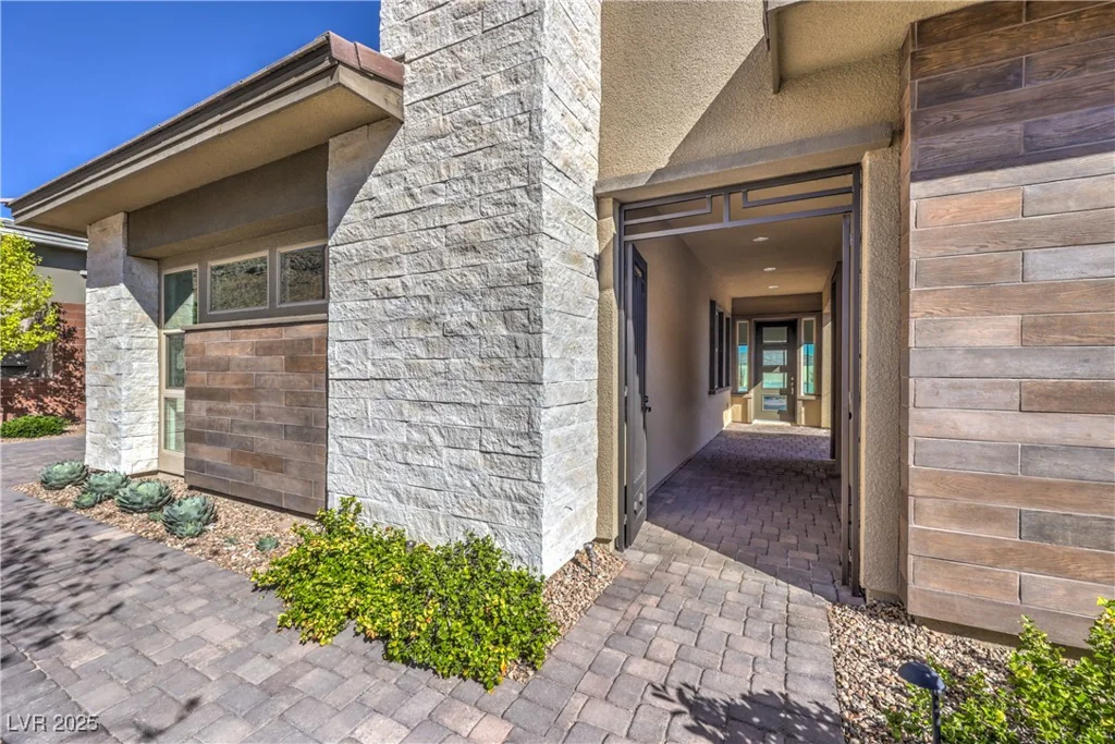 10048 Copper Edge, Las Vegas, NV 89148