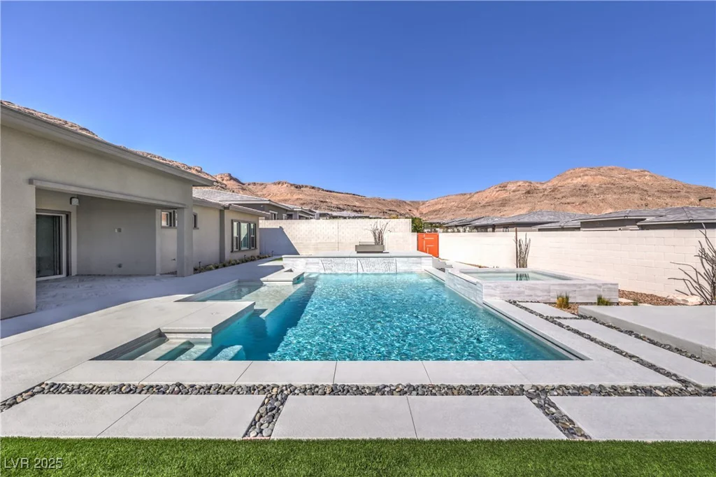 10048 Copper Edge, Las Vegas, NV 89148