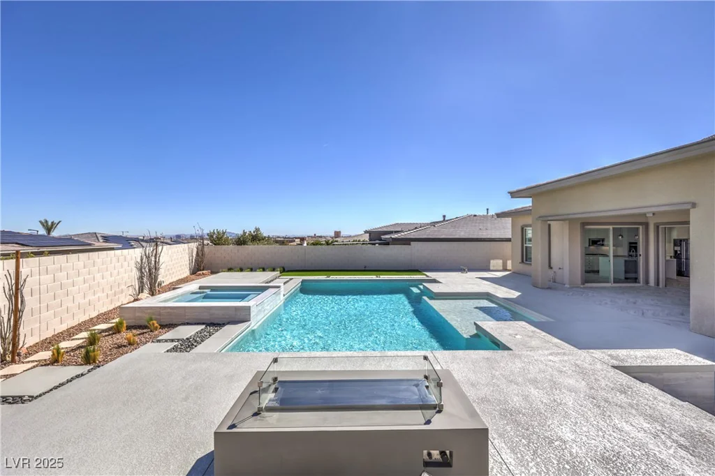 10048 Copper Edge, Las Vegas, NV 89148