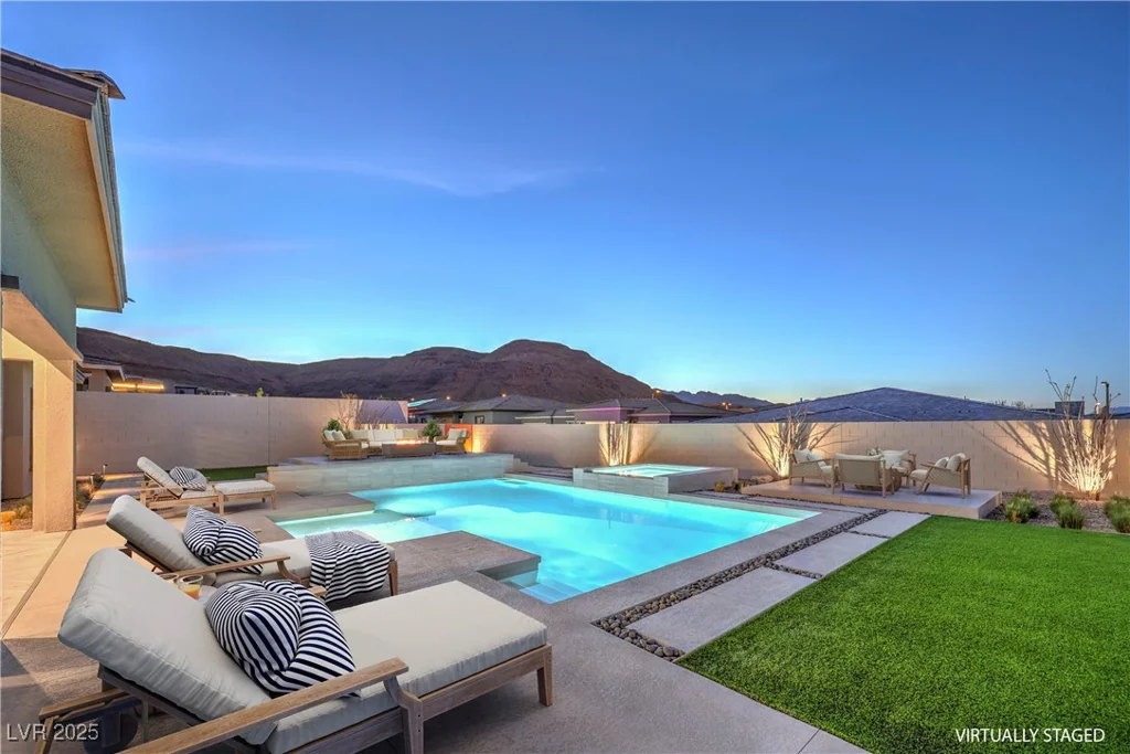10048 Copper Edge, Las Vegas, NV 89148