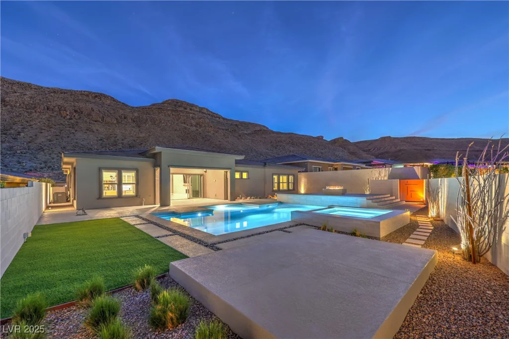 10048 Copper Edge, Las Vegas, NV 89148