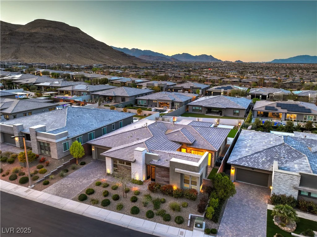 10048 Copper Edge, Las Vegas, NV 89148