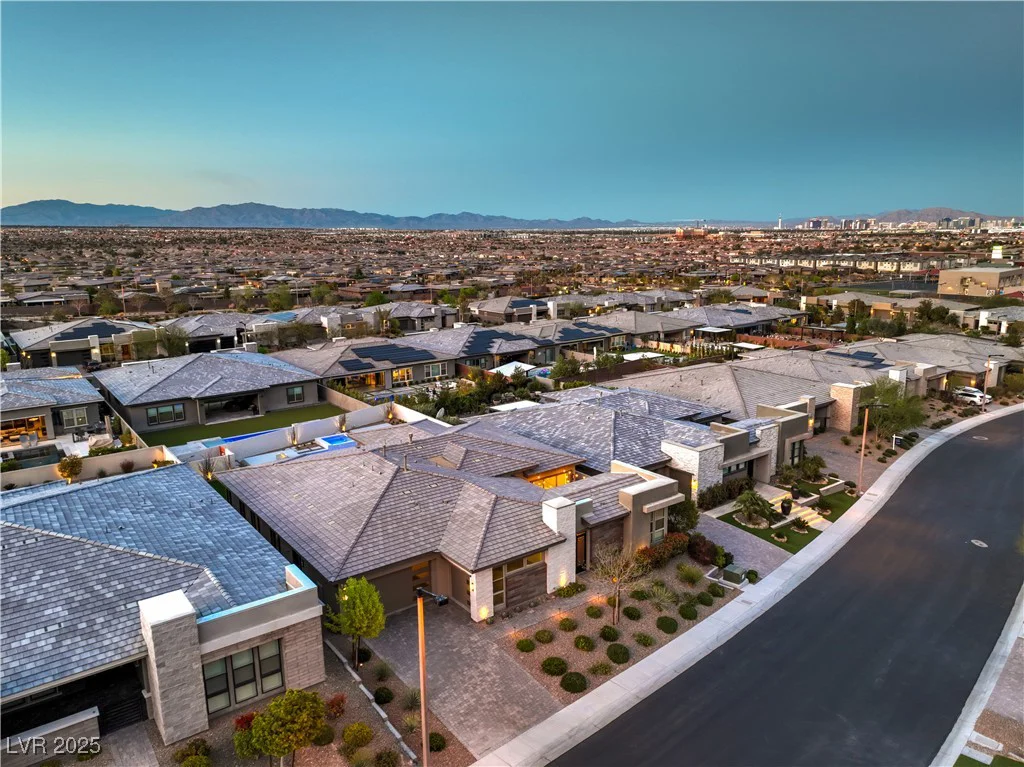 10048 Copper Edge, Las Vegas, NV 89148