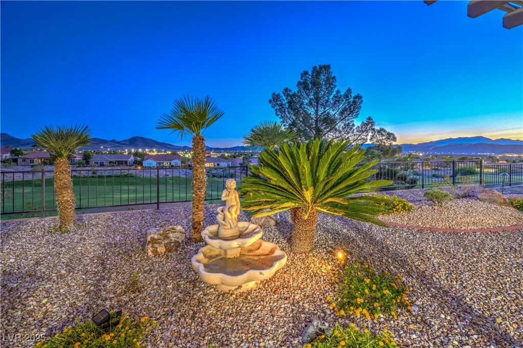 2319 Hardin Ridge, Henderson, NV 89052