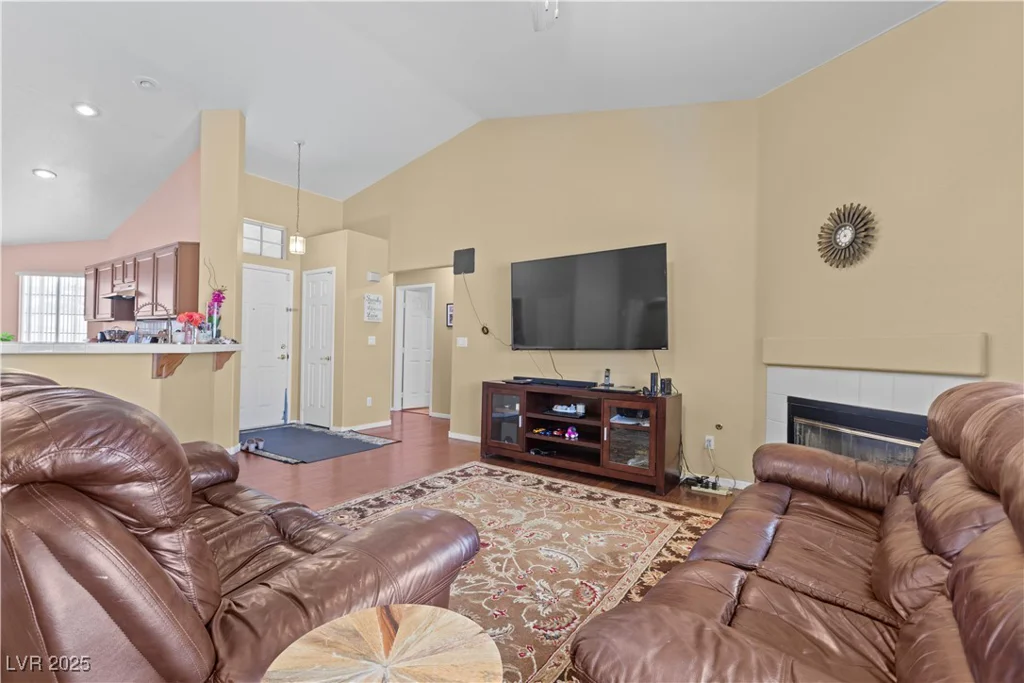 608 Blooming View, North Las Vegas, NV 89032