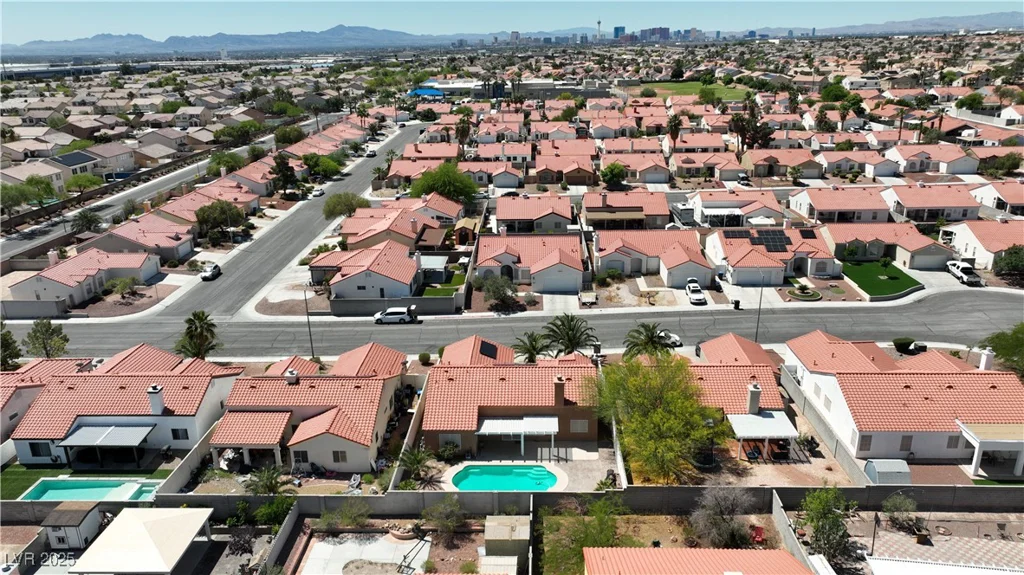 608 Blooming View, North Las Vegas, NV 89032