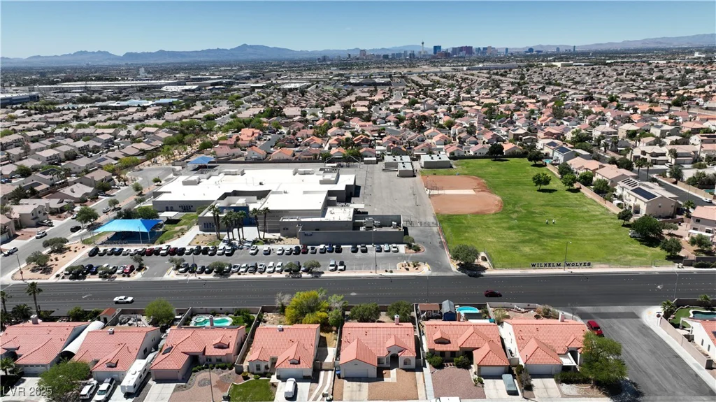 608 Blooming View, North Las Vegas, NV 89032
