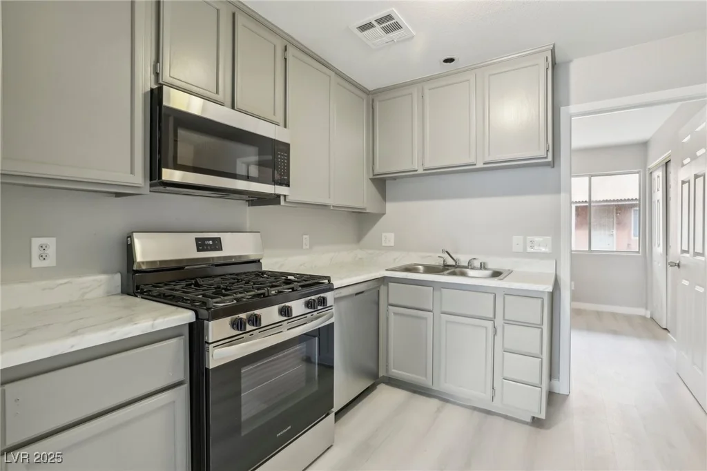 2123 Sleepy, Las Vegas, NV 89106