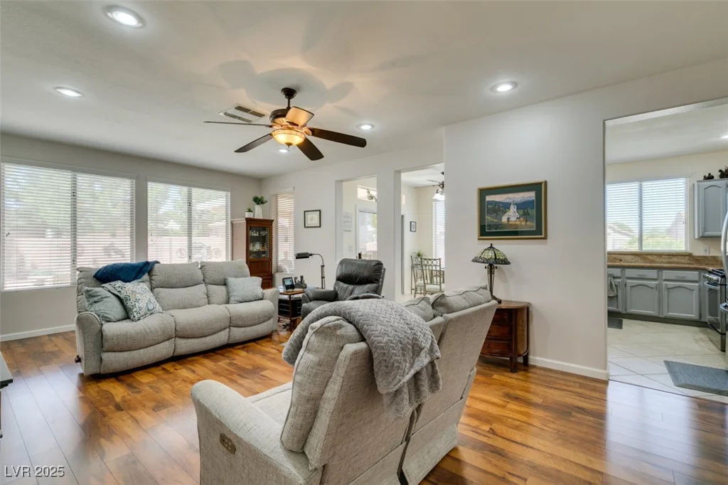 2114 High Mesa, Henderson, NV 89012