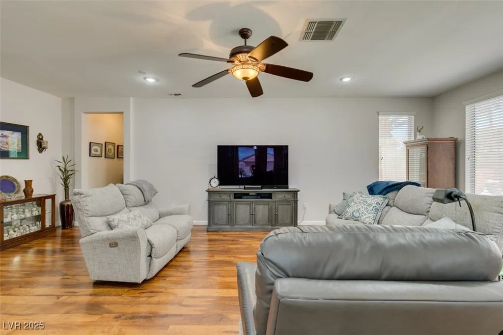 2114 High Mesa, Henderson, NV 89012