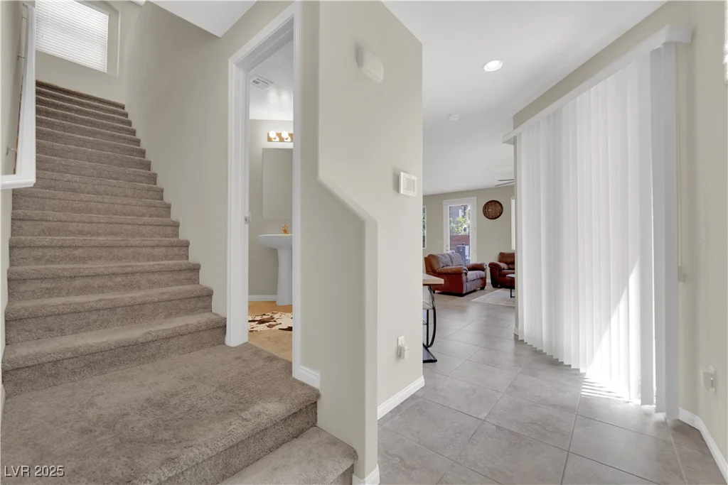 6626 Seahorse Reef, Las Vegas, NV 89149
