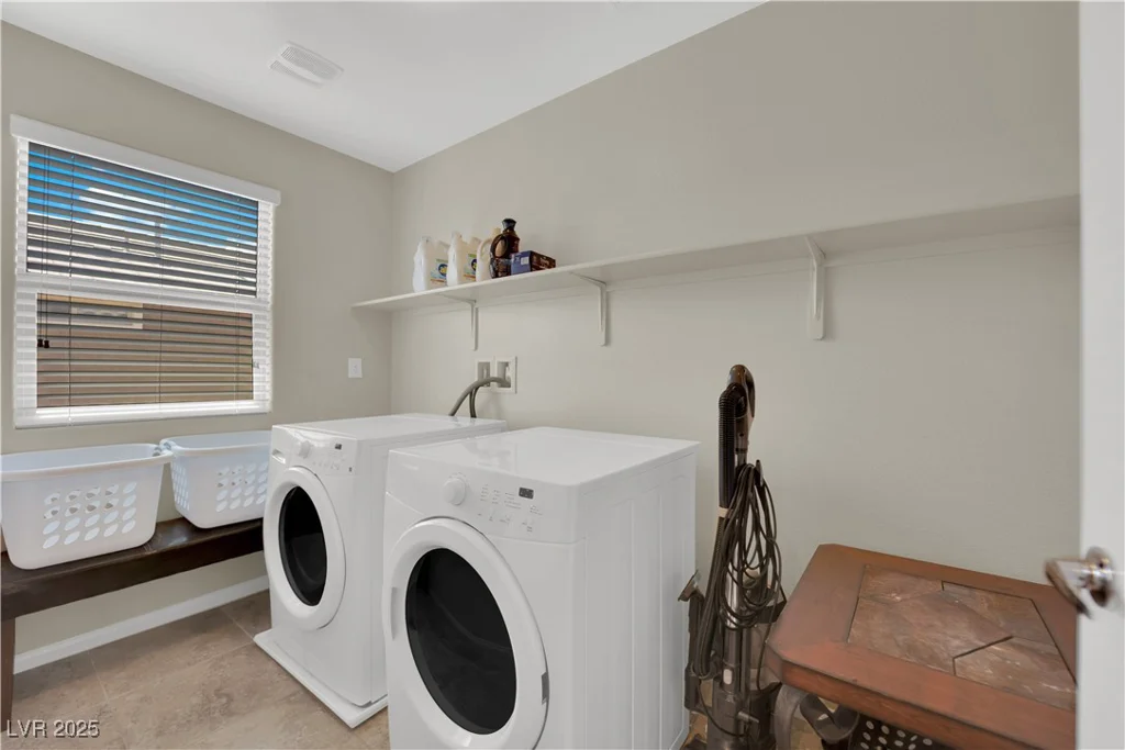 6626 Seahorse Reef, Las Vegas, NV 89149