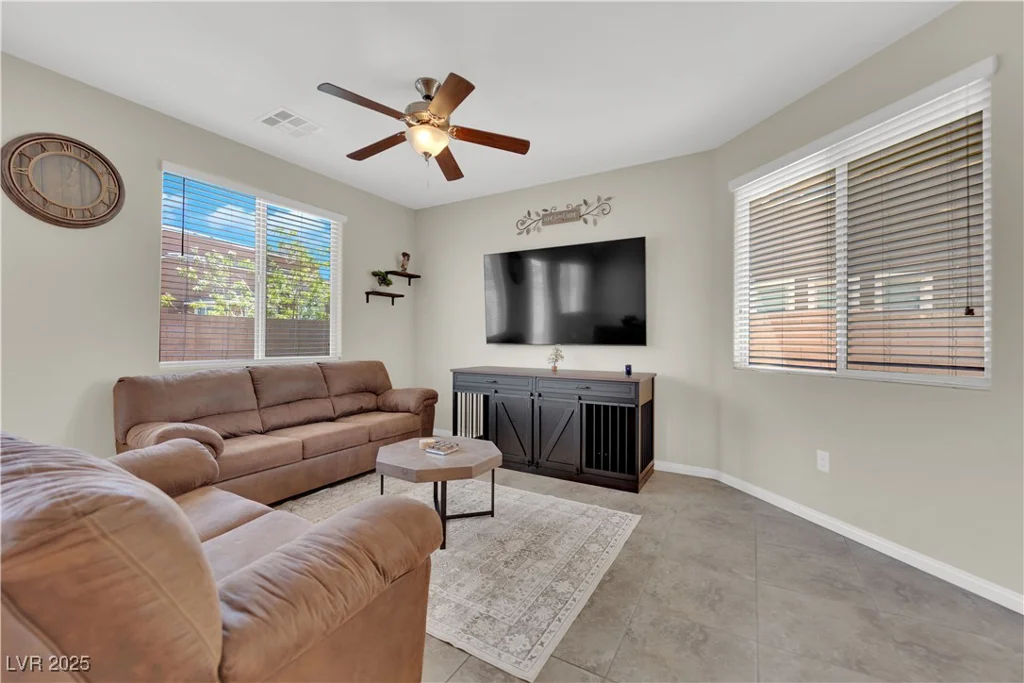 6626 Seahorse Reef, Las Vegas, NV 89149