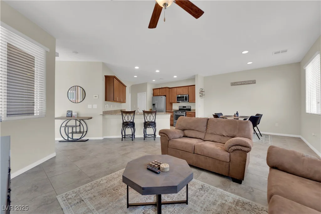 6626 Seahorse Reef, Las Vegas, NV 89149