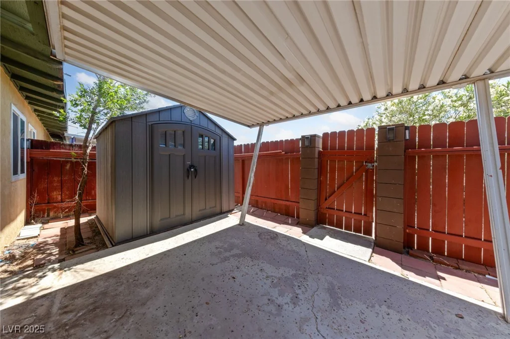 317 Van Wagenen, Henderson, NV 89015