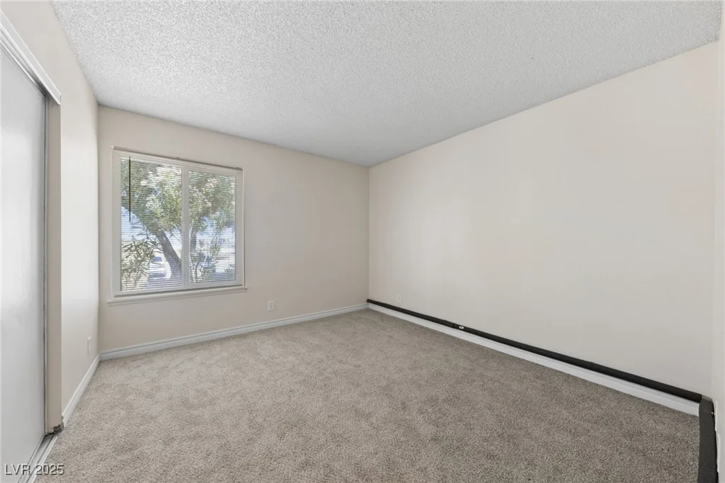 317 Van Wagenen, Henderson, NV 89015