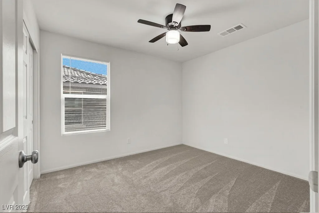 9198 Harbin, Las Vegas, NV 89148