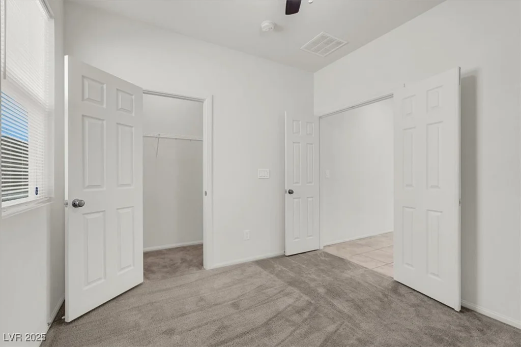 9198 Harbin, Las Vegas, NV 89148