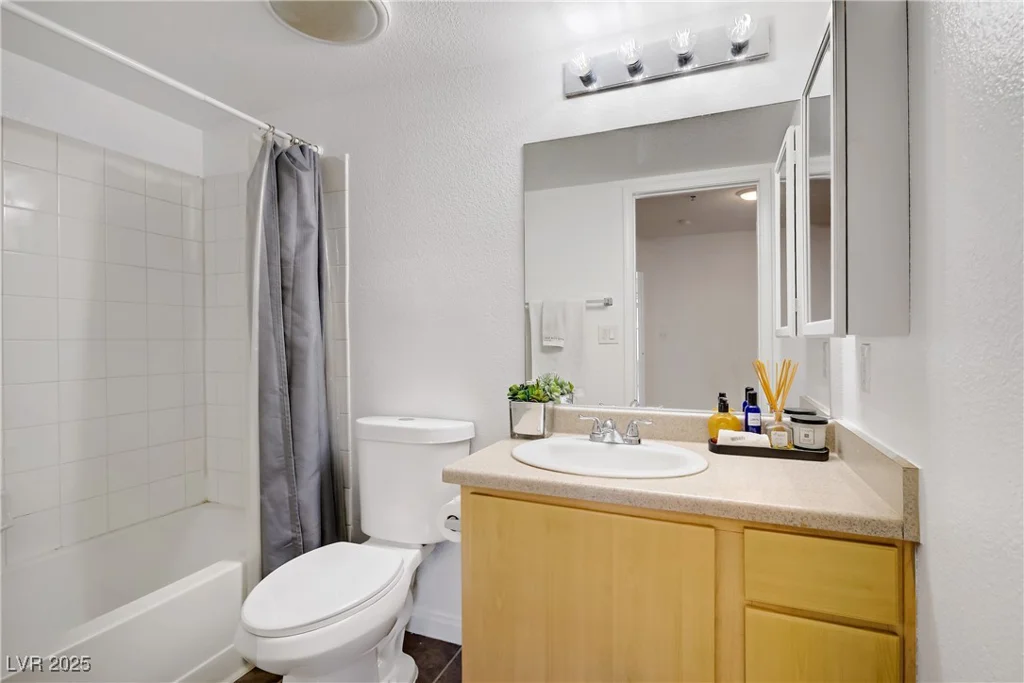 6955 Durango, Las Vegas, NV 89149
