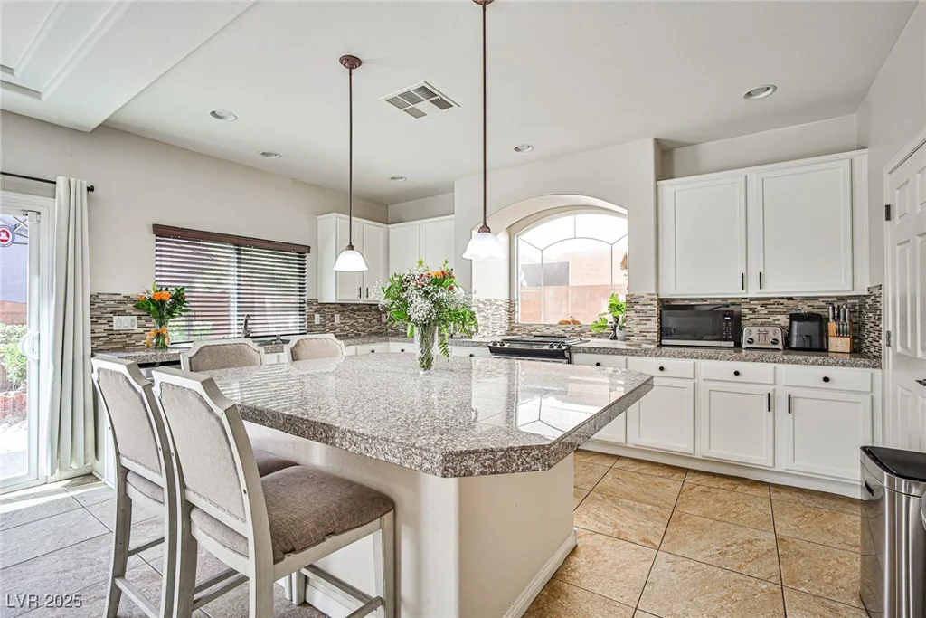 6409 Shawnee Springs, Las Vegas, NV 89139