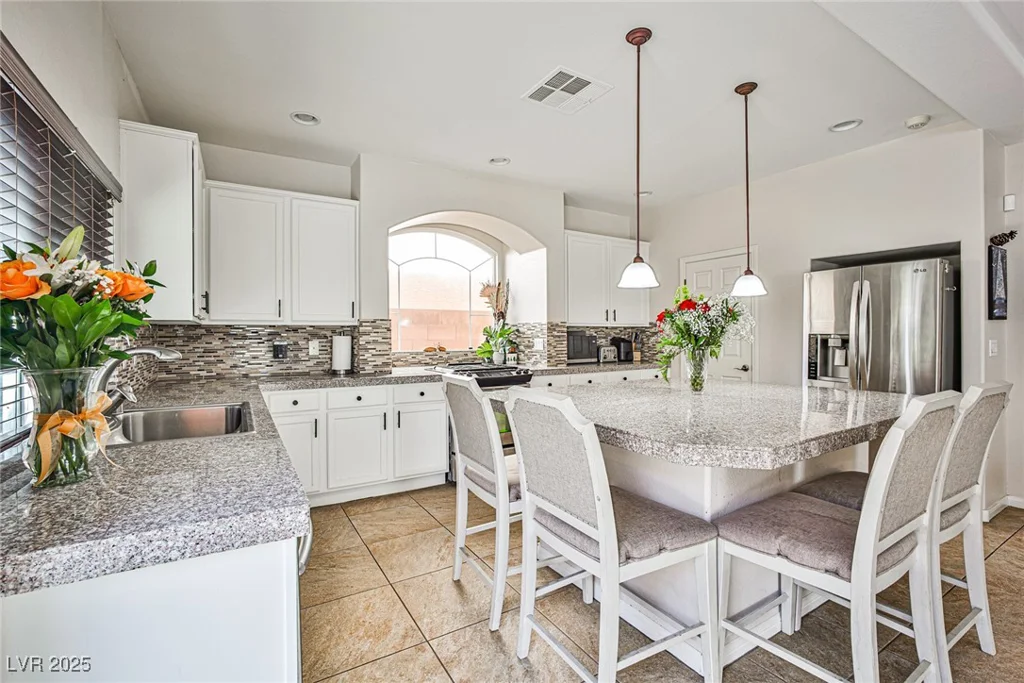 6409 Shawnee Springs, Las Vegas, NV 89139