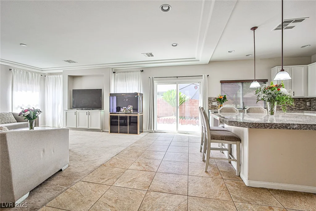 6409 Shawnee Springs, Las Vegas, NV 89139