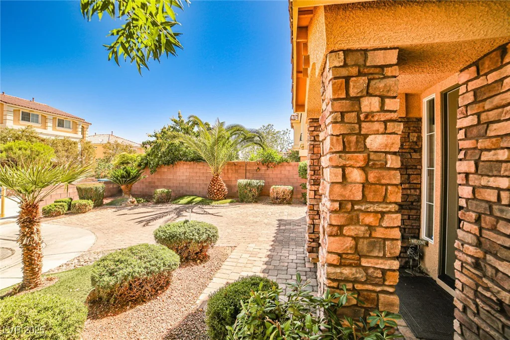 6409 Shawnee Springs, Las Vegas, NV 89139