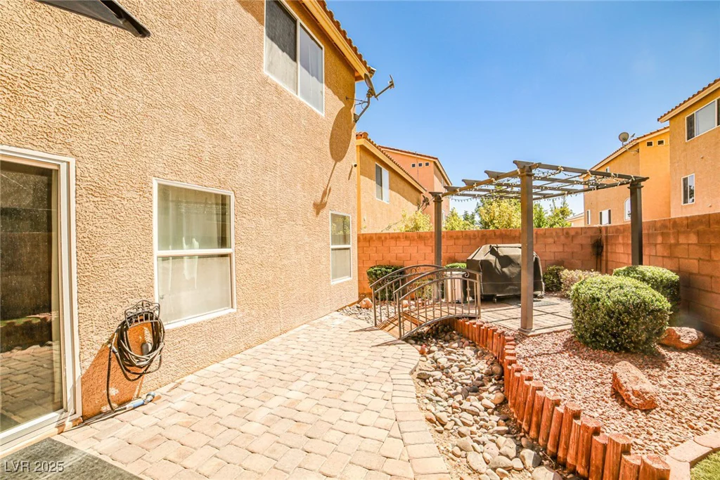 6409 Shawnee Springs, Las Vegas, NV 89139