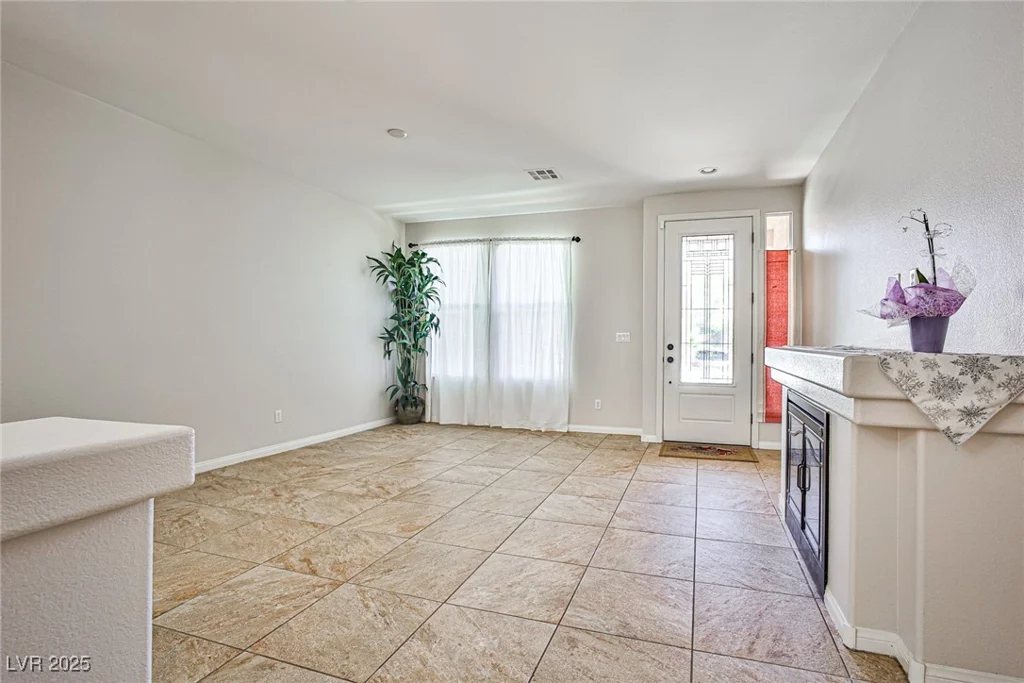 6409 Shawnee Springs, Las Vegas, NV 89139