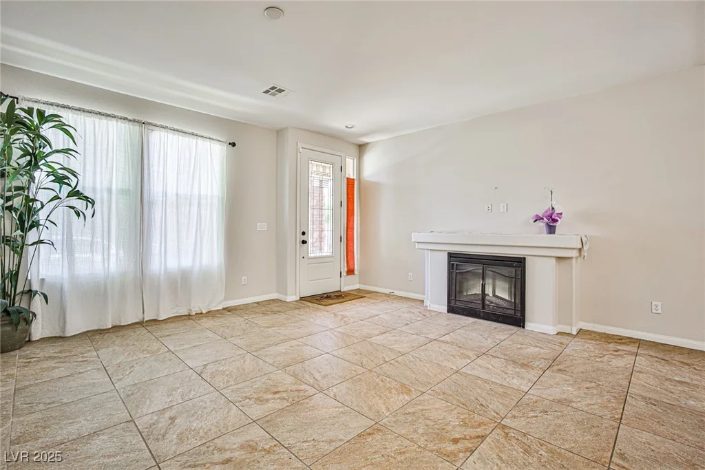 6409 Shawnee Springs, Las Vegas, NV 89139